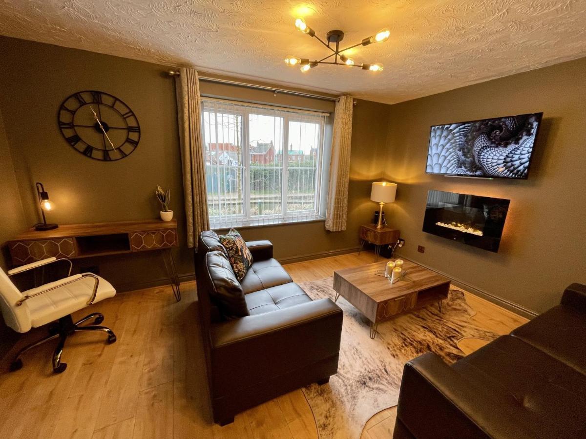 No24 - 2-Bed Boutique Apartment - Hosted By Hutch Lifestyle Leamington Spa Exterior photo